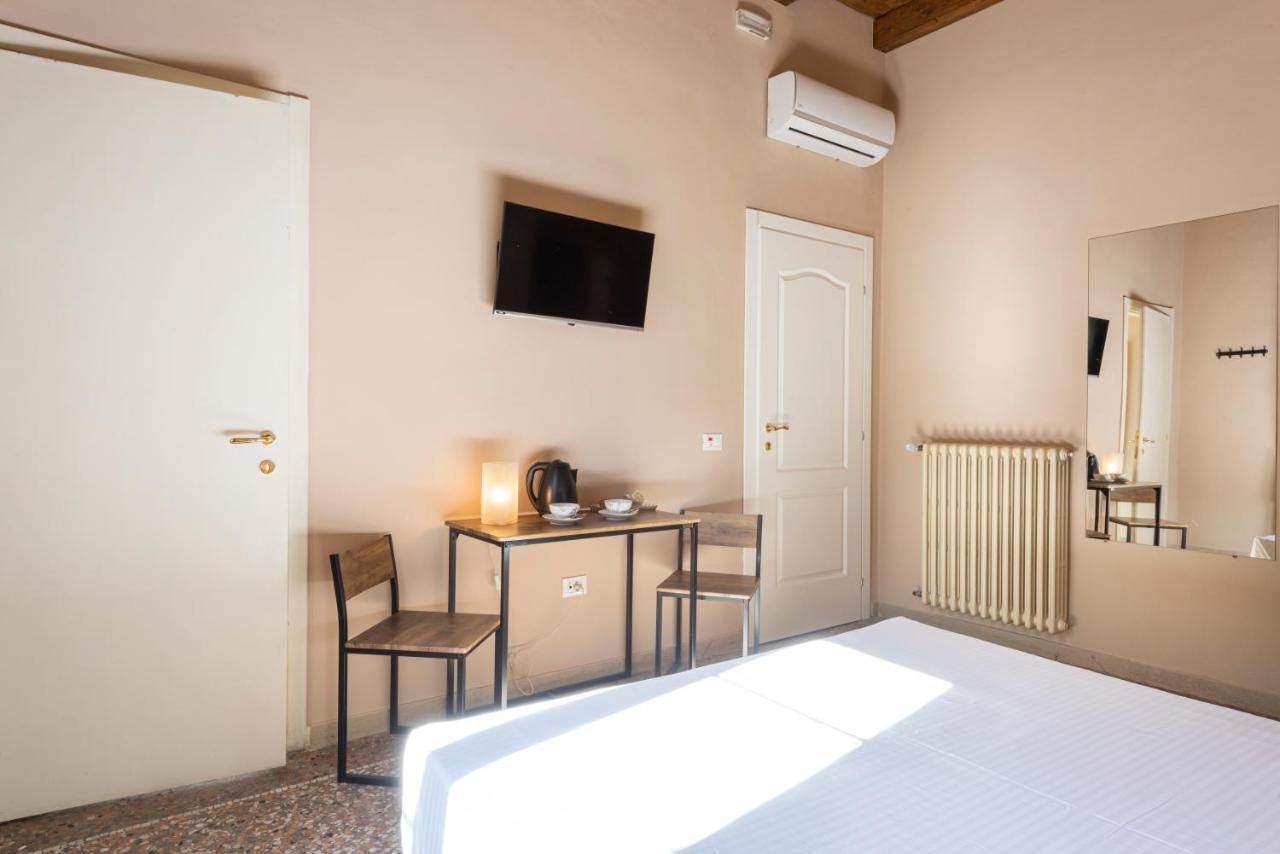 La Torre Garbata Hotel Pisa Ngoại thất bức ảnh